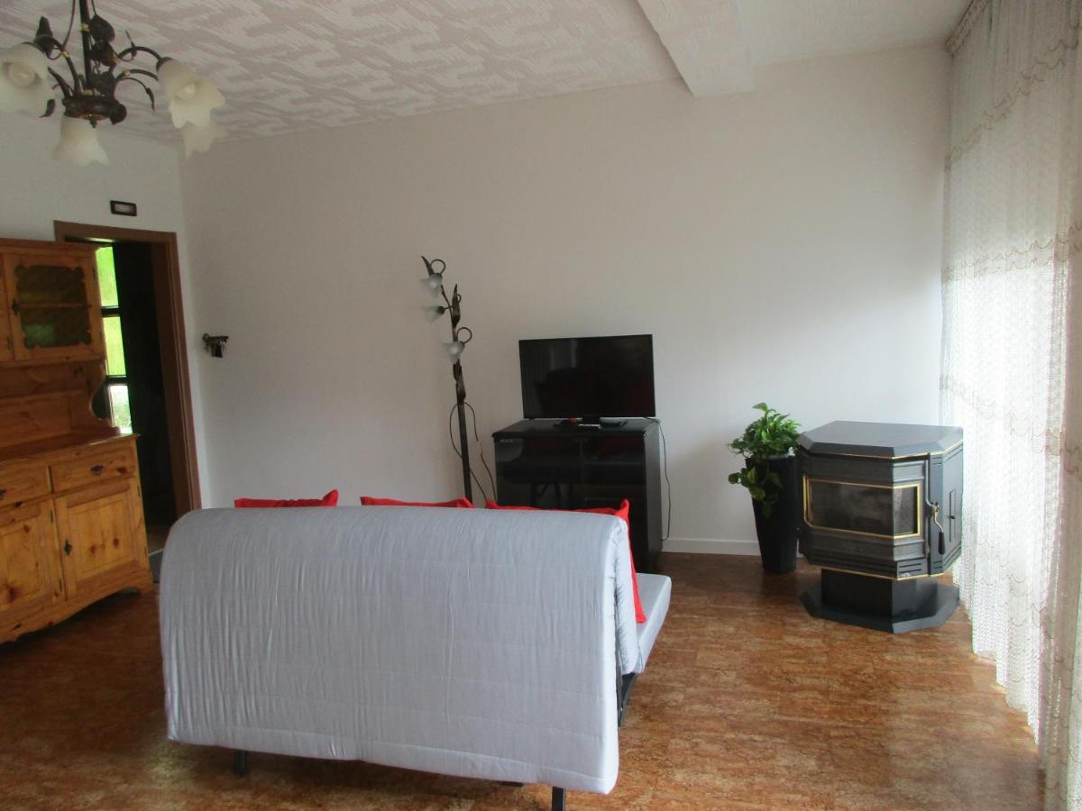 La Perla Del Lago Apartment กาลเชรานิกา อัล ลาโก ภายนอก รูปภาพ