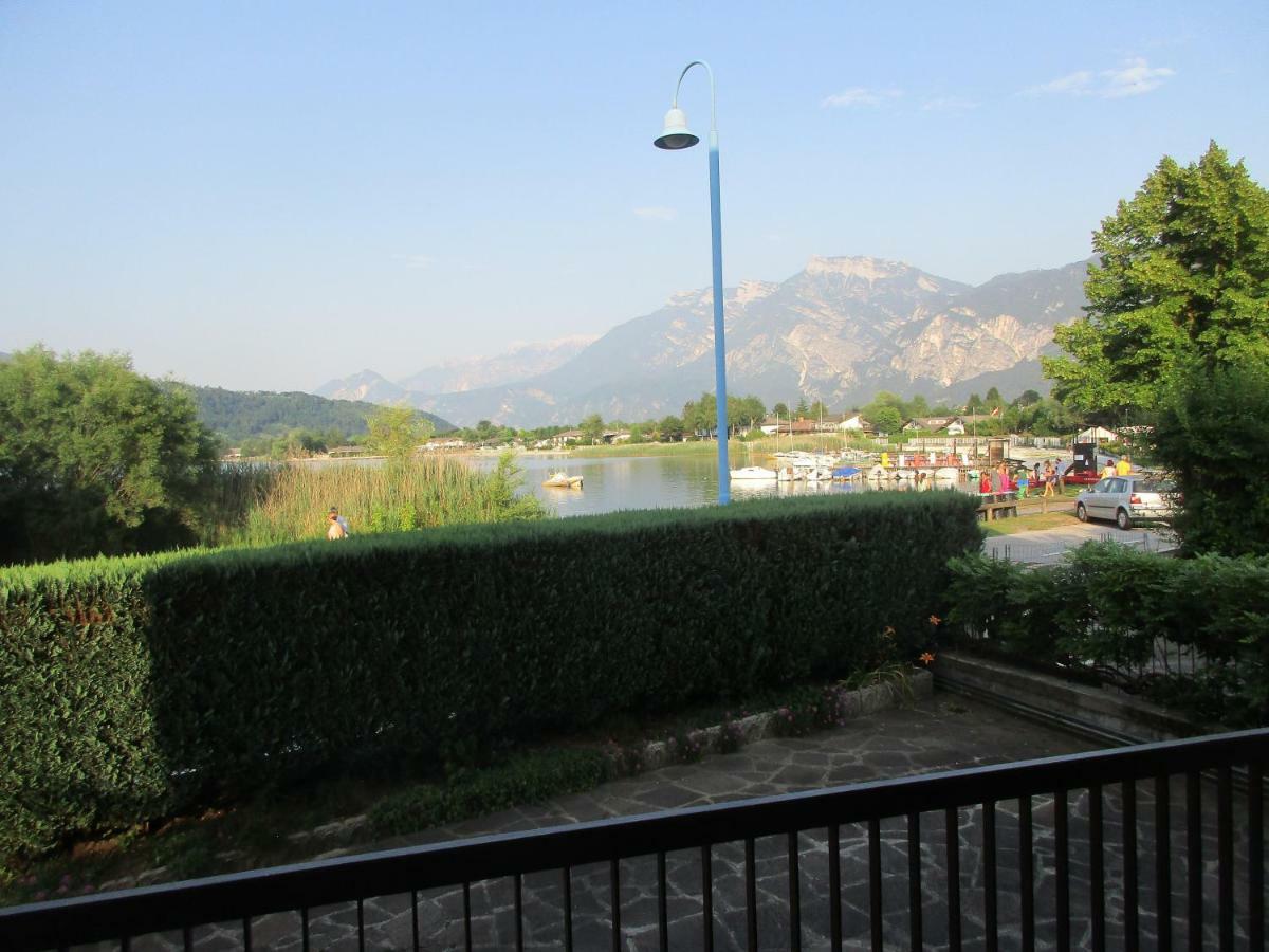 La Perla Del Lago Apartment กาลเชรานิกา อัล ลาโก ภายนอก รูปภาพ